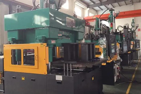 伺服節能精密注塑機多少錢一臺?至少3萬元以上!