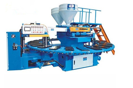 選擇混雙色注塑機廠家時應該注意哪些問題呢?